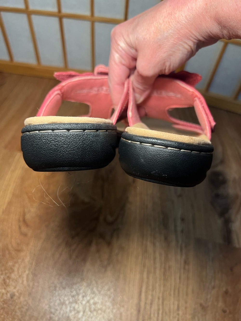 Clarks Collection Coral Pink Floral Comfort Sandals Women’s Size 9.5 Slide Mule - Picture 4 of 9